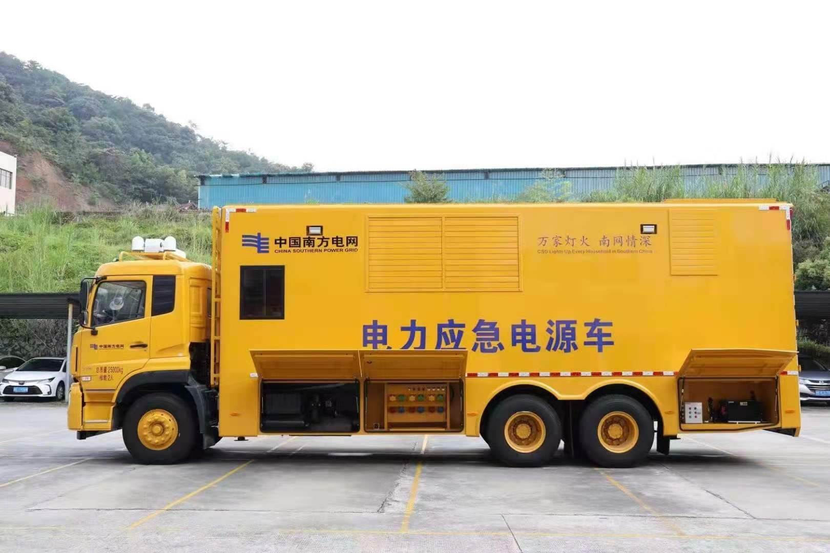 鄂城安康大型柴油发电机发电车UPS电源出租租赁